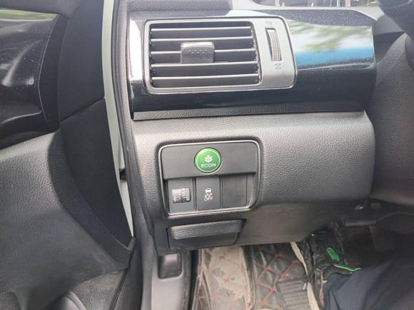 [广州·粤A] 二手本田雅阁2016款 2.0L 精英版