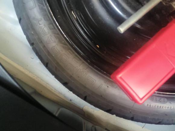 [上海·鄂F] 二手丰田卡罗拉2017款 改款双擎 1.8L E-CVT领先版