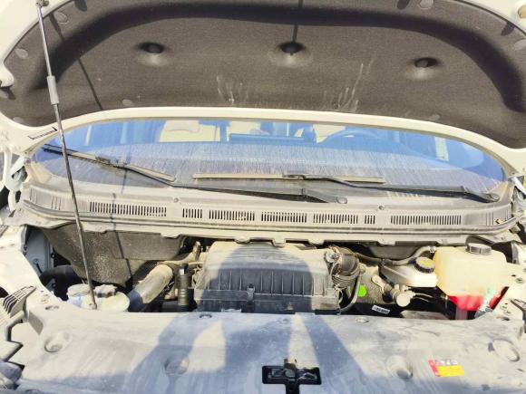 [上海·鲁R] 二手上汽大通MAXUS新途V702023款 2.0T 精英版 手动短轴低顶 5/6座（125Ps）