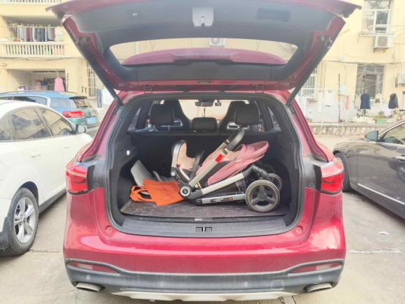 [南京·苏A] 二手名爵名爵HS2018款 30T 自动两驱Trophy荷尔蒙燃情版 国V