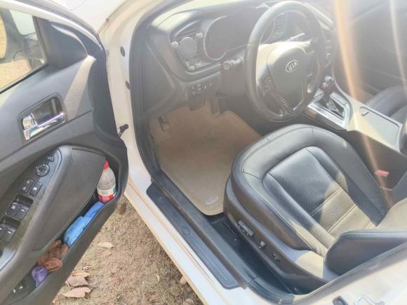 [苏州·苏E] 二手起亚起亚K52012款 2.0L 自动DLX