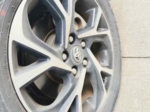 [佛山·粤E] 二手丰田丰田C-HR2020款 2.0L 领先版