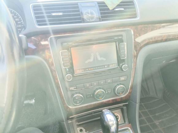 [上海·沪M] 二手大众帕萨特2011款 1.8TSI DSG御尊版