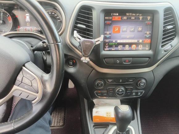 [义乌·浙G] 二手Jeep自由光2016款 2.0L 优越版