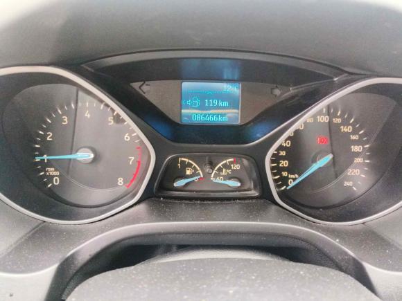 [佛山·粤E] 二手福特福克斯2015款 两厢 1.6L 手动舒适型