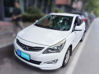 现代瑞纳2014款 1.4L 自动智能型GLS