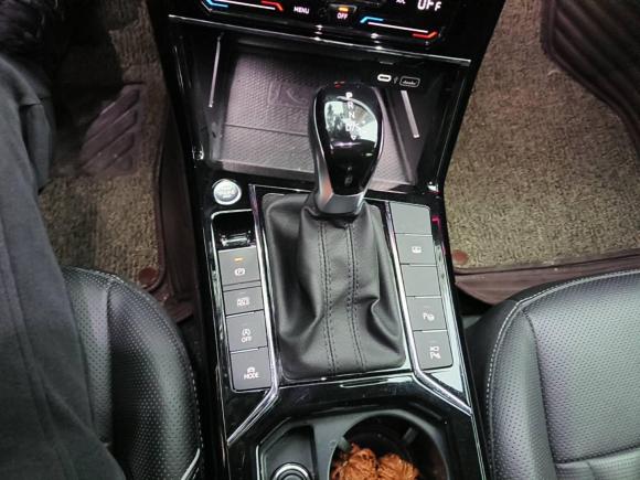 [上海·沪C] 二手大众帕萨特2022款 380TSI 旗舰版