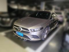 [上海·沪E] 奔驰奔驰A级2019款 改款 A 200 L 运动轿车