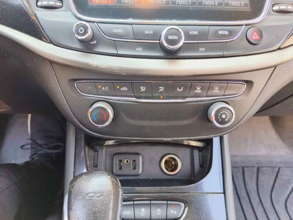 [上海·沪C] 二手别克威朗2017款 三厢 20T 双离合领先型