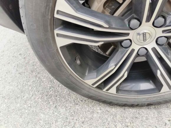 [杭州·浙A] 二手沃尔沃沃尔沃XC402020款 T4 四驱智远豪华版