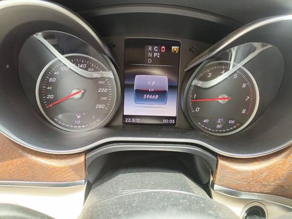 [南京·苏A] 二手奔驰威霆2020款 2.0T 商务版 7座