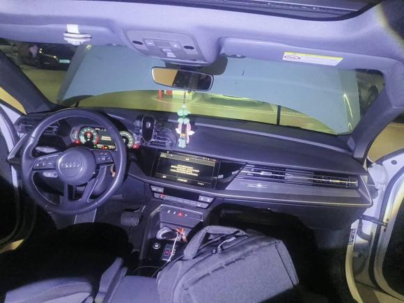 [深圳·粤B] 二手奥迪奥迪A32023款 改款 A3L Limousine 35 TFSI 时尚运动型