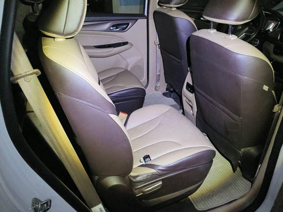 [广州·粤A] 二手宝骏宝骏7302017款 1.8L iAMT豪华型 7座