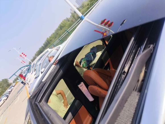 [西安·陕U] 二手奔驰奔驰GLC2023款 改款 GLC 260 L 4MATIC 豪华型 5座