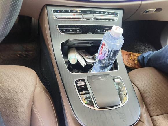 [武汉·鄂A] 二手奔驰奔驰E级2022款 E 300 L 运动豪华型