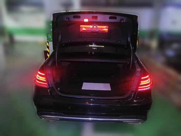 [深圳·粤B] 二手奔驰奔驰E级2015款 E 260 L 运动豪华型