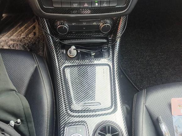 [青岛·鲁B] 二手奔驰奔驰GLA2016款 GLA 200 动感型