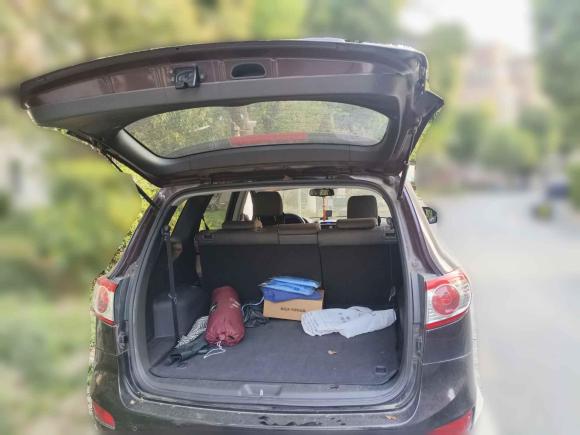 [上海·沪C] 二手现代胜达经典2010款 2.4 舒适版 七座四驱