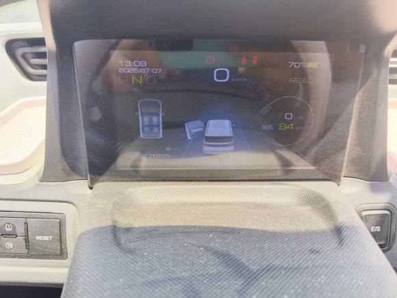 [济南·鲁A] 二手五菱汽车宏光MINIEV2022款 马卡龙时尚款 磷酸铁锂