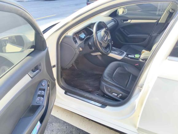 [无锡·苏B] 二手奥迪奥迪A4L2016款 30 TFSI 典藏版 自动舒适型