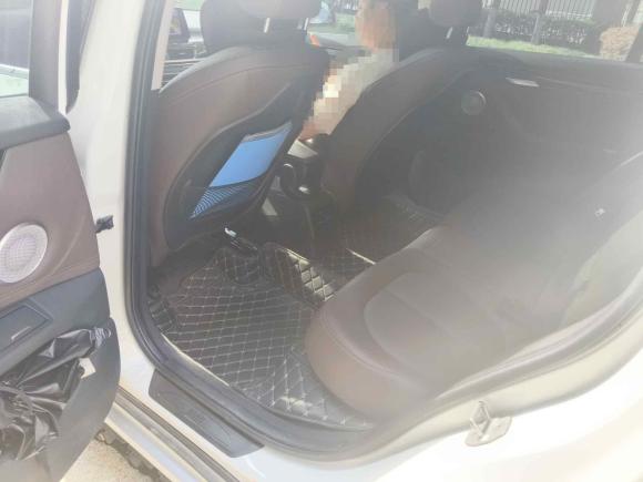 [武汉·鄂A] 二手宝马宝马X12022款 sDrive20Li 尊享型