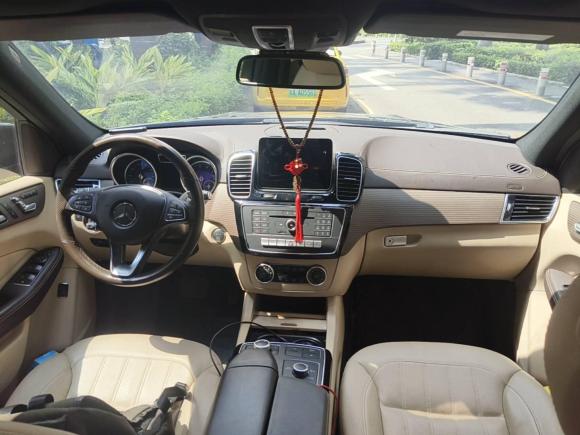 [广州·琼A] 二手奔驰奔驰GLE2018款 GLE 400 4MATIC 臻藏版