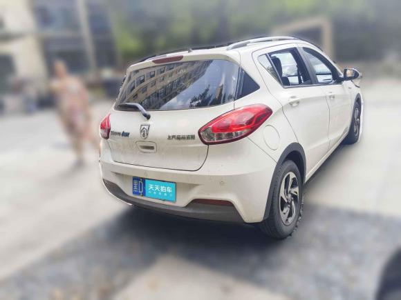 [上海·黑D] 二手宝骏宝骏3102017款 1.5L 自动豪华型