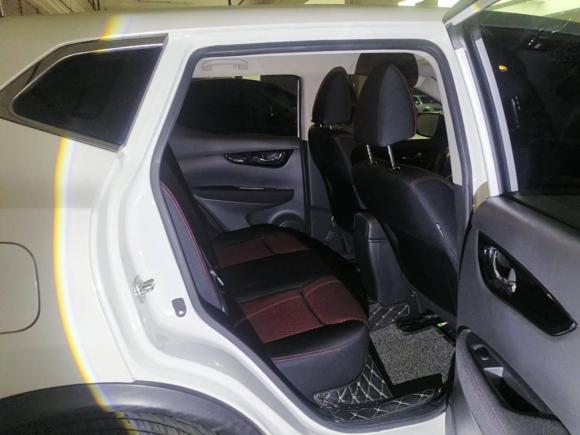 [苏州·苏E] 二手日产逍客2016款 2.0L CVT精英版