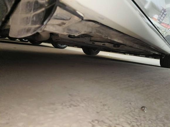 [青岛·鲁B] 二手丰田雷凌2016款 双擎 1.8H GS E-CVT精英天窗版