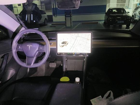 [上海·沪A] 二手特斯拉Model 32019款 标准续航后驱升级版