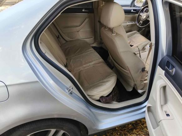 [无锡·苏B] 二手大众速腾2011款 1.6L 自动时尚型