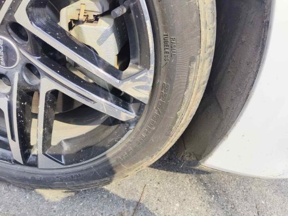 [杭州·浙A] 二手荣威荣威D72023款 EV 510km 后驱旗舰版