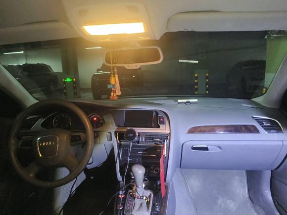 [青岛·鲁U] 二手奥迪奥迪A4L2012款 2.0 TFSI 自动技术型