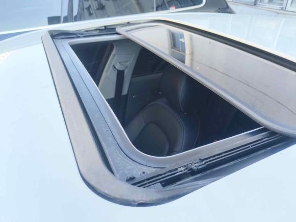 [常州·苏D] 二手奥迪奥迪A4L2015款 35 TFSI 自动标准型