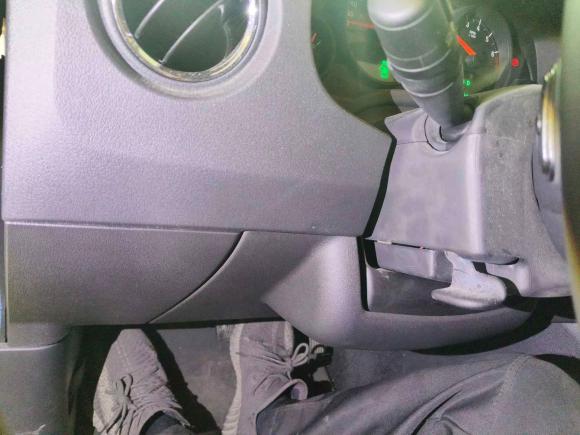 [成都·川A] 二手Jeep指南者2013款 2.4L 四驱运动版