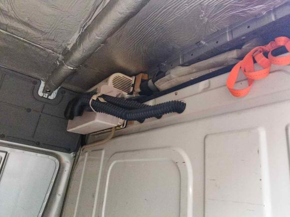 [南通·苏F] 二手福田图雅诺2023款 吉象厢货 2.0T手动 加长轴中顶 后单胎3座