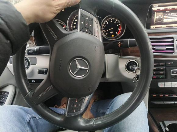 [无锡·苏N] 二手奔驰奔驰E级2014款 E 260 L 豪华型