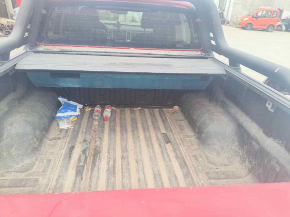 [南通·苏M] 二手长城炮2021款 2.0T乘用全球版自动柴油四驱舒适型标箱拖挂版GW4D20M