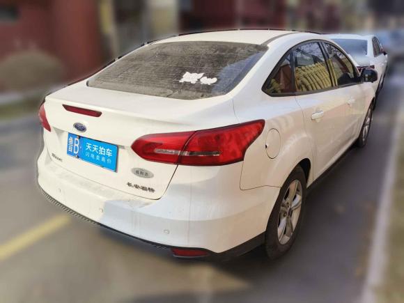 [青岛·鲁B] 二手福特福克斯2017款 三厢 1.6L 自动舒适型智行版