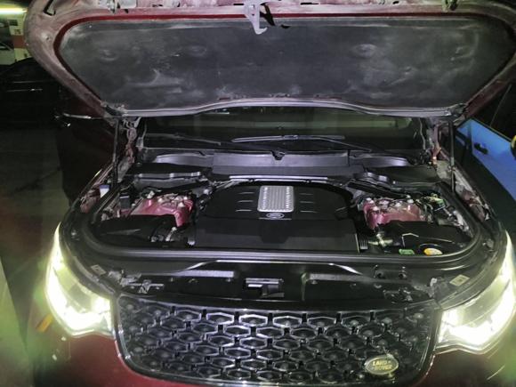 [广州·粤A] 二手路虎发现2017款 3.0 SC V6 HSE LUXURY