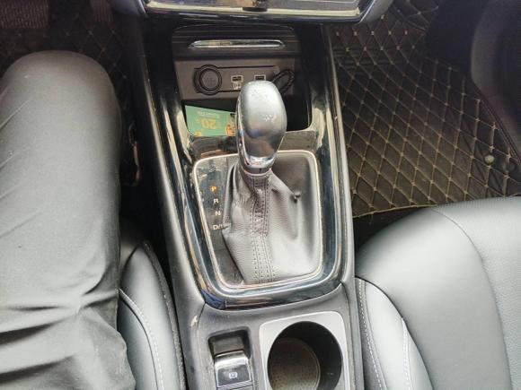 [上海·沪C] 二手荣威荣威i52020款 1.5L 自动4G互联领豪旗舰版