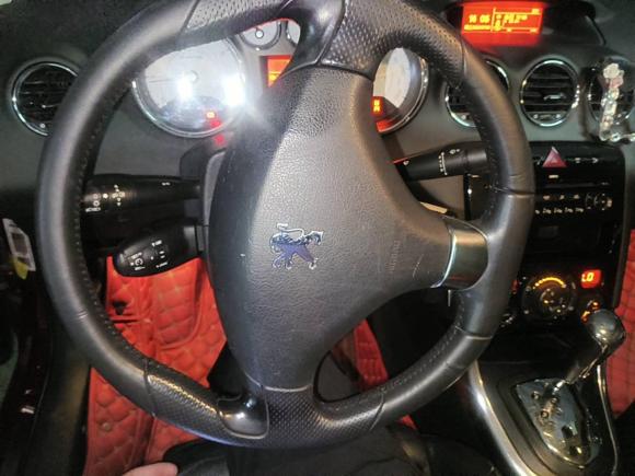 [成都·川A] 二手标致标致3082009款 1.6T CC 自动豪华型