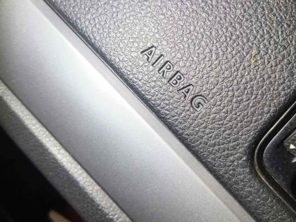 [武汉·鄂A] 二手大众朗逸2013款 改款经典 1.6L 手动风尚版