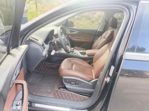 [青岛·鲁U] 二手奥迪奥迪Q72018款 40 TFSI 舒适型