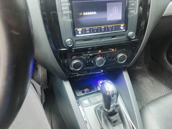 [深圳·粤B] 二手大众速腾2018款 280TSI DSG熠动版