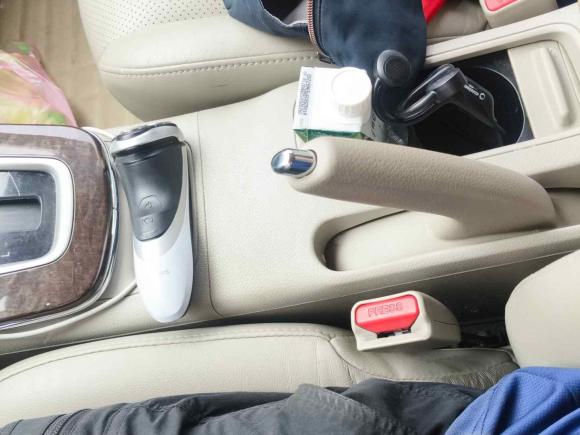 [杭州·浙A] 二手日产轩逸2012款 1.6XL CVT豪华版