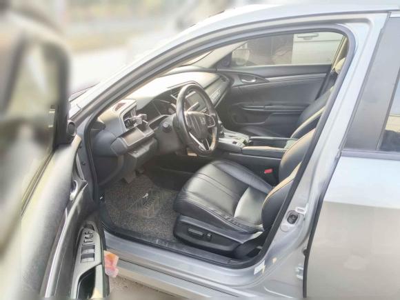 [武汉·鄂A] 二手本田思域2016款 220TURBO CVT尊贵版