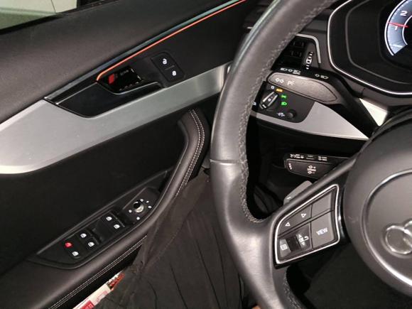 [杭州·浙A] 二手奥迪奥迪A4L2022款 40 TFSI 豪华动感型