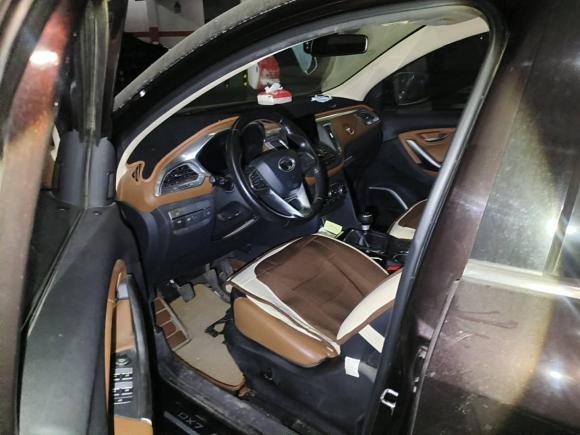 [济南·鲁A] 二手东南东南DX72015款 2.0T 手动运动豪华型