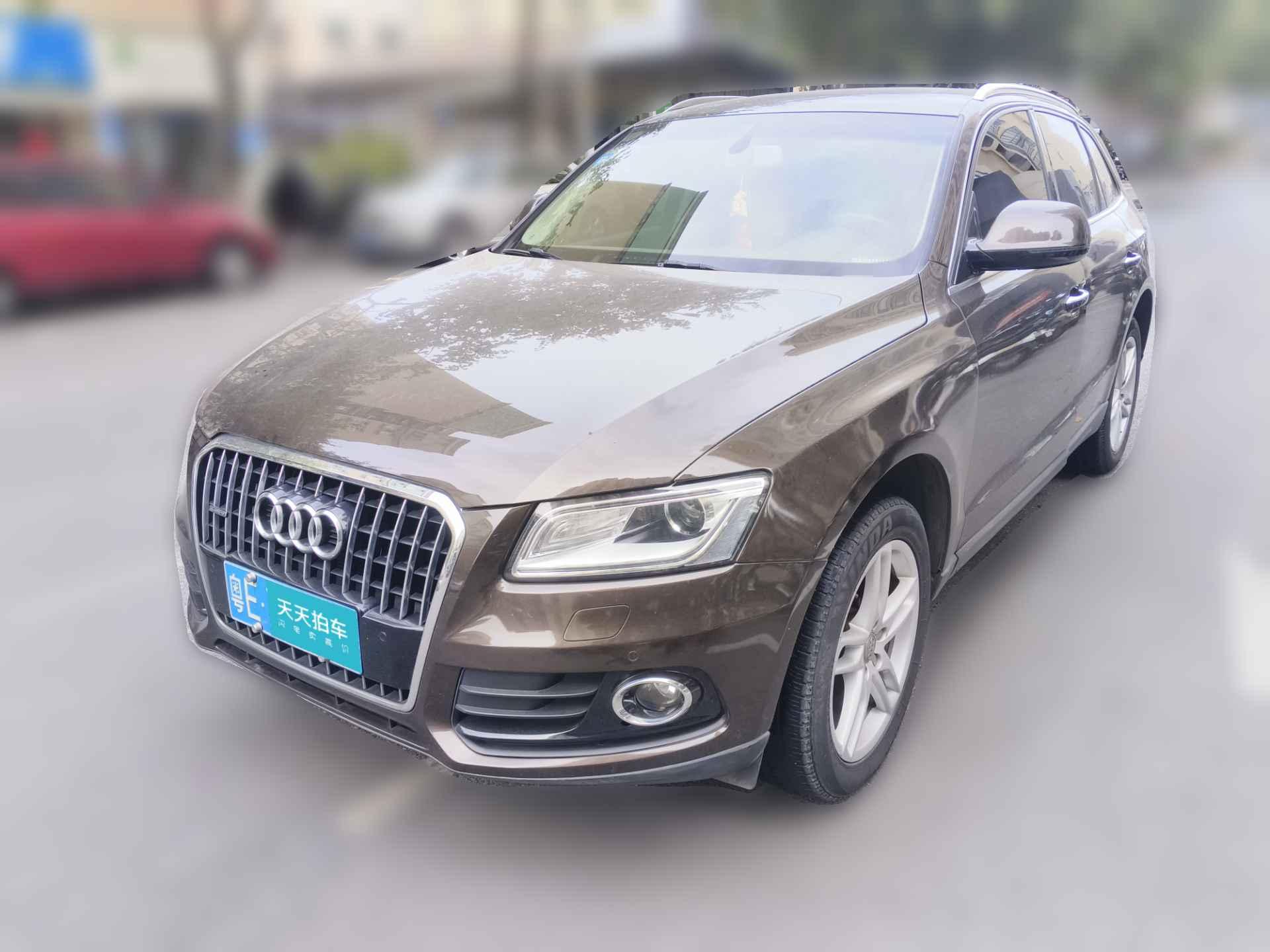 [佛山·粤E] 奥迪奥迪Q52016款 40 TFSI 舒适型